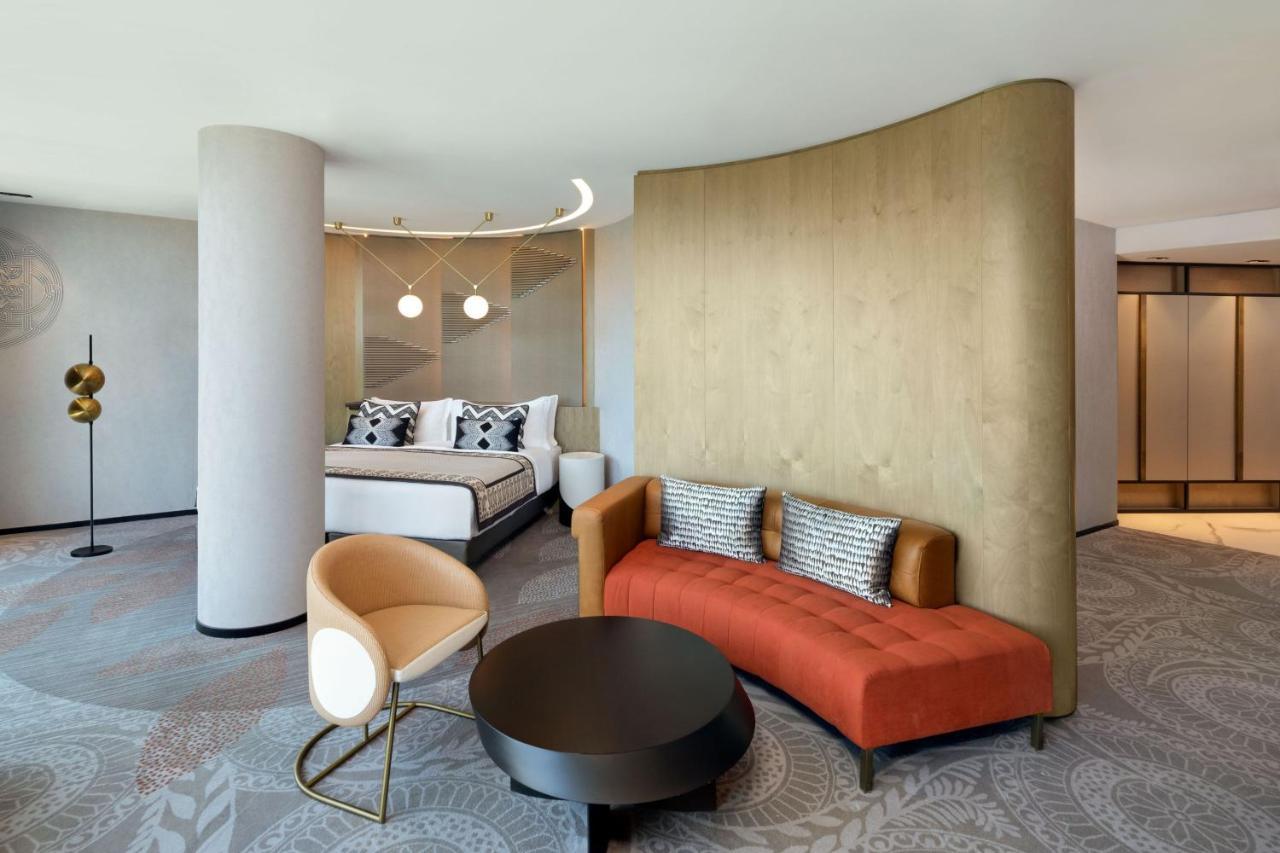 Paragraph Freedom Square, A Luxury Collection Hotel, Tbilisi Exterior foto