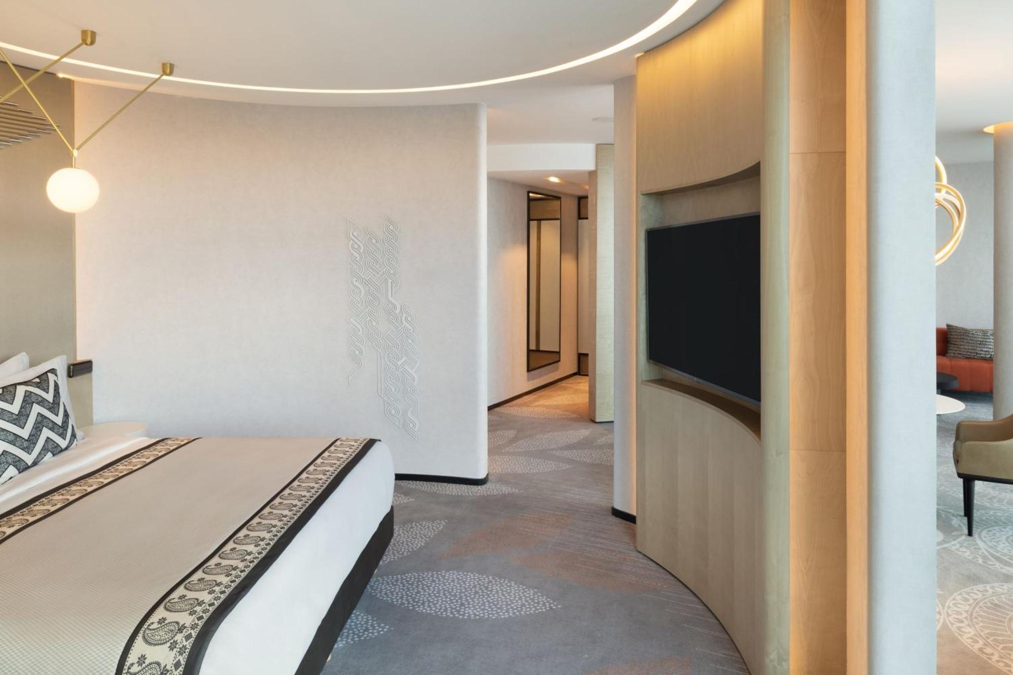 Paragraph Freedom Square, A Luxury Collection Hotel, Tbilisi Exterior foto